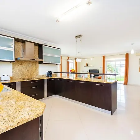 Imagine By Algarve Vacation Villa *