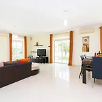 Villa Imagine - Piscina Aquecivel E Bbq - Armacao De Pera *