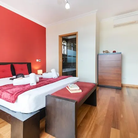 Imagine By Algarve Vacation Villa *